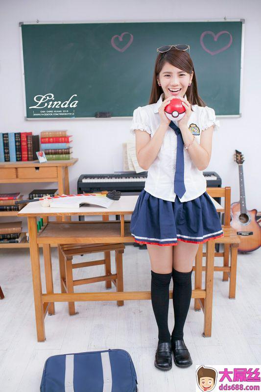 Model写真系列台模琳妲OL学生制服篇