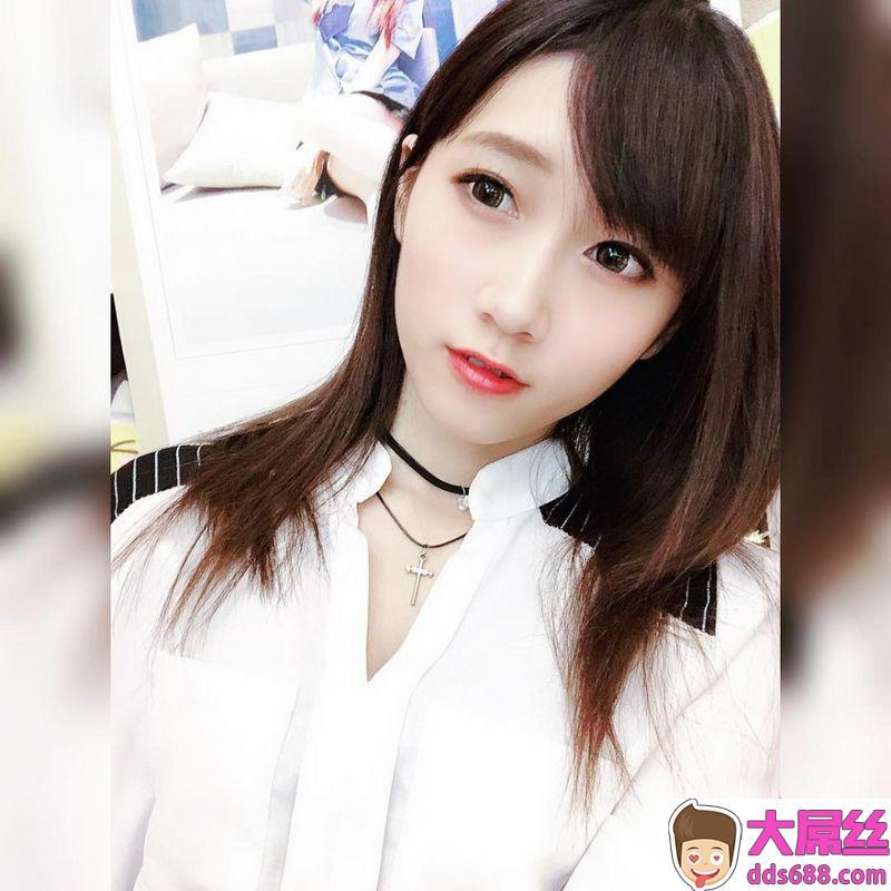 绝美笑颜浪Live直播主—洪彩忆