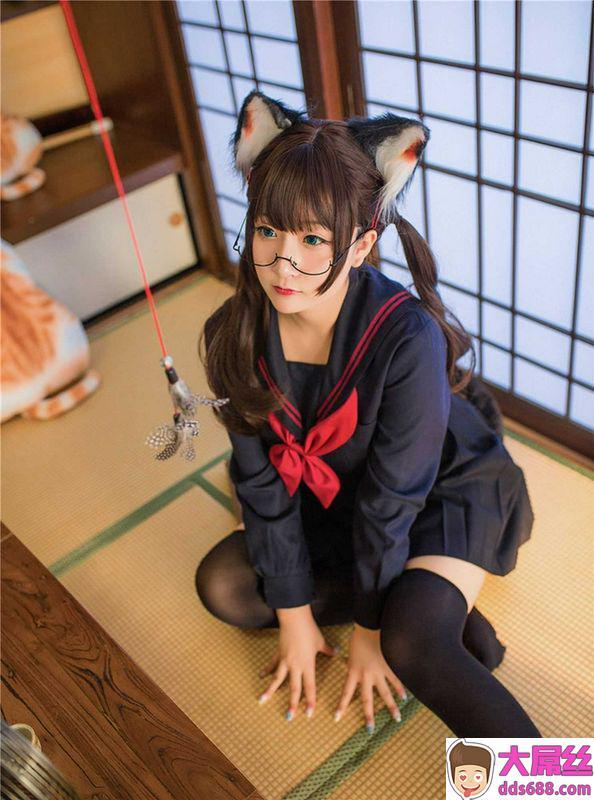 猫九酱性感巨乳全裸小野猫