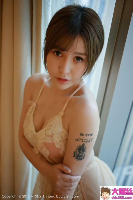 高清Evelyn艾莉_模范学院VOL.125